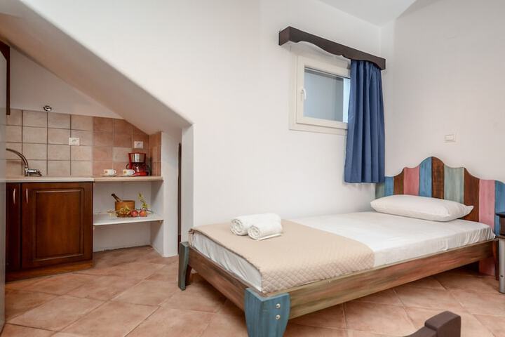 Room 20 of 90