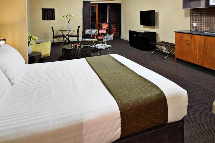 Room 2 of 46