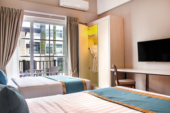 Room 7 of 26