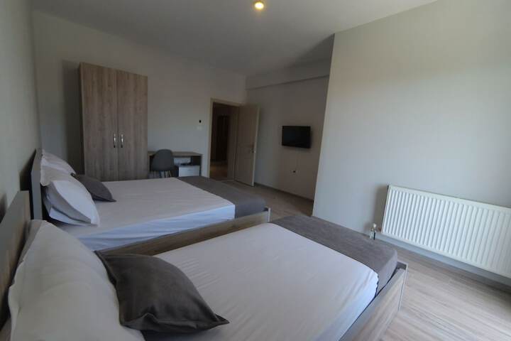 Room 10 of 40