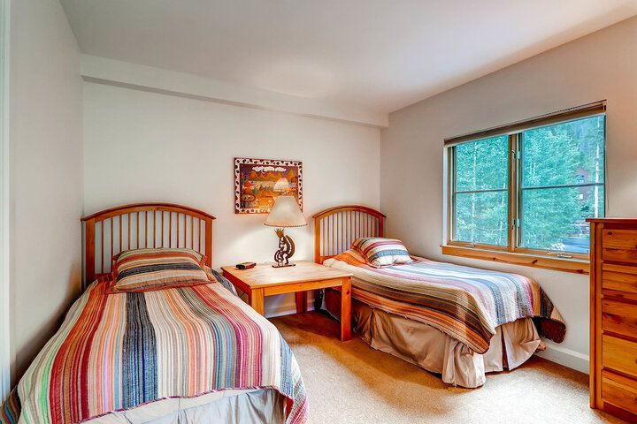 Room 12 of 234