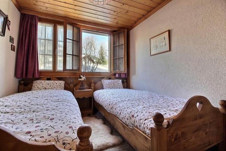 Room 2 of 19