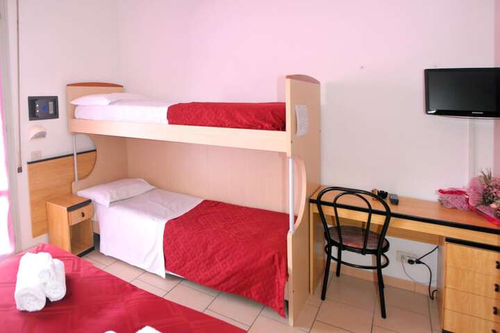 Room 17 of 58