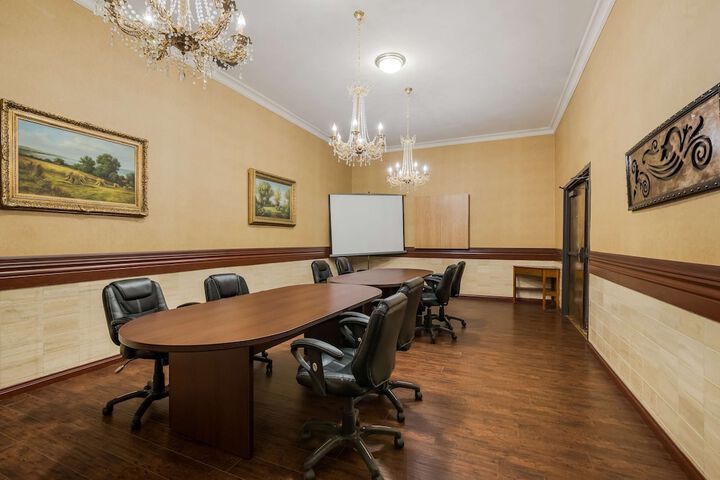 Meeting facility