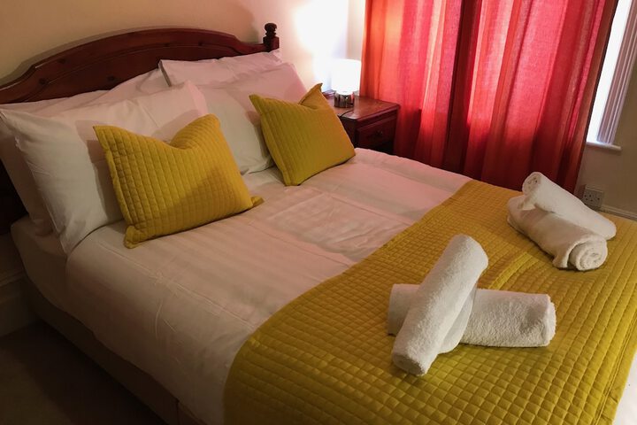 Room 3 of 13