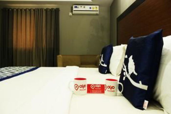 Room 4 of 17