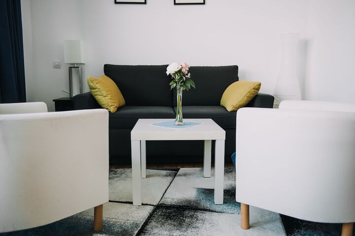 Room 10 of 36
