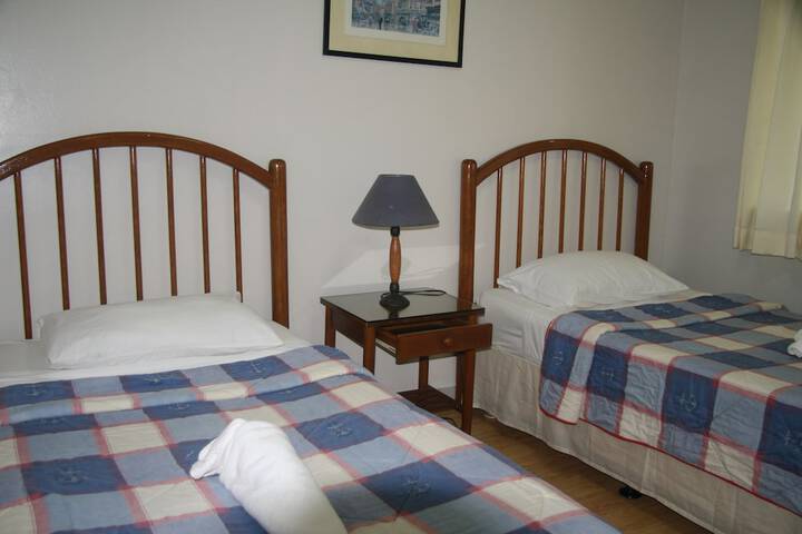 Room 6 of 21