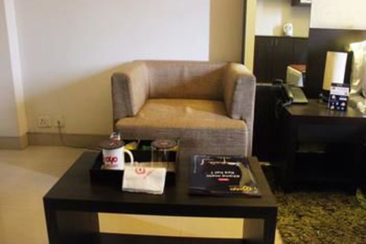 Room 14 of 18