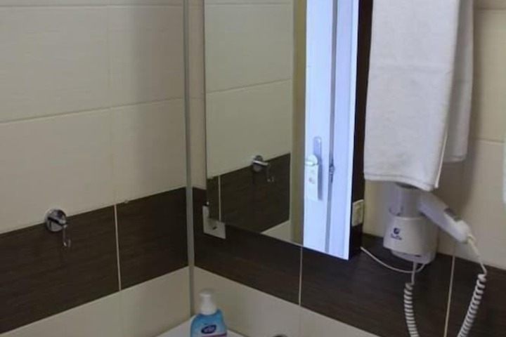 Clean Restrooms