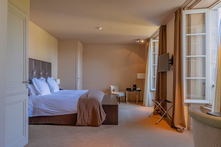 Room 8 of 26