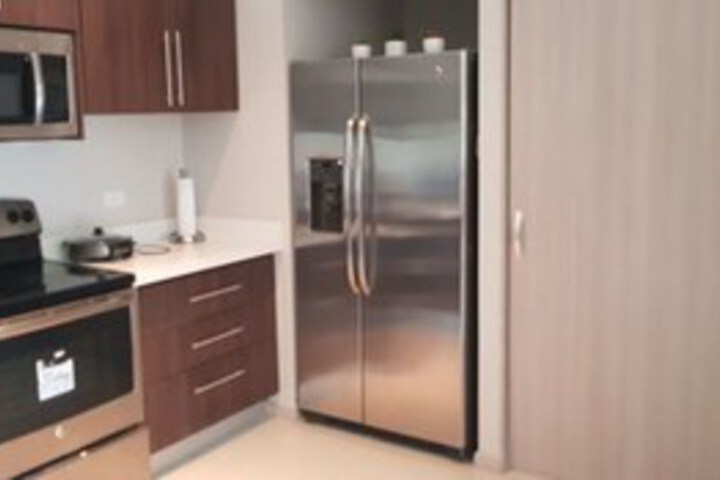 Room 16 of 25