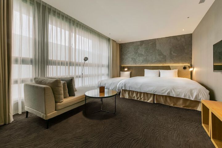 Room 27 of 58