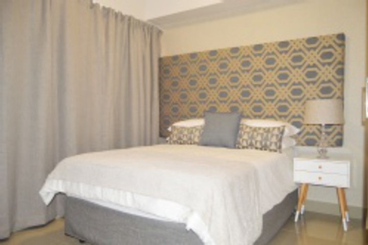Room 43 of 192