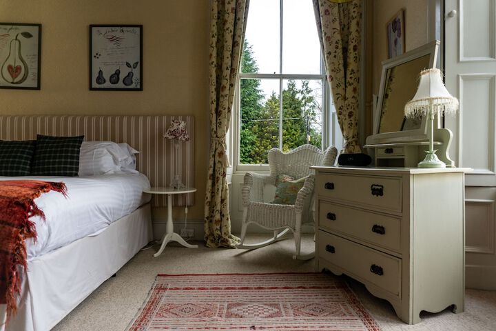 Room 5 of 58