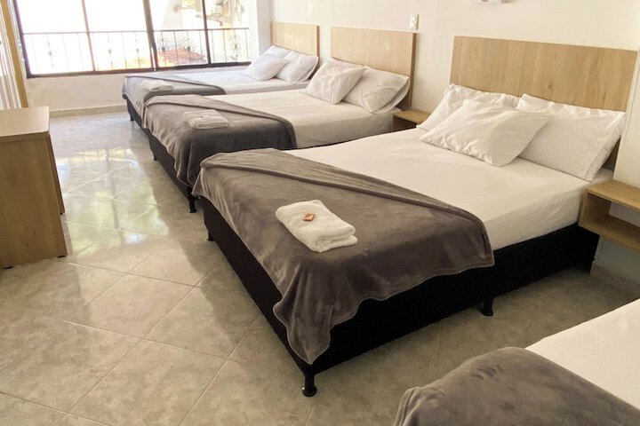 Room 4 of 69