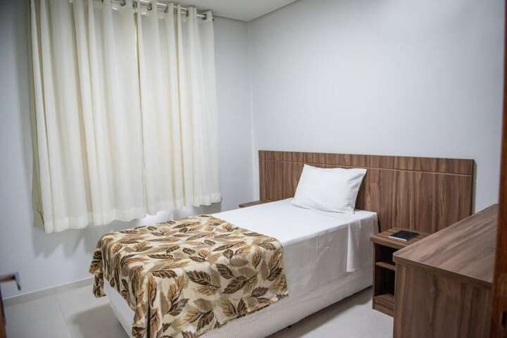 Room 14 of 33