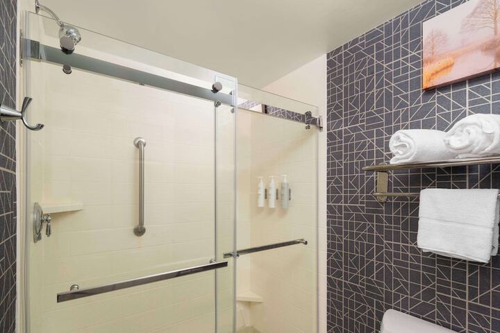 Bathroom shower