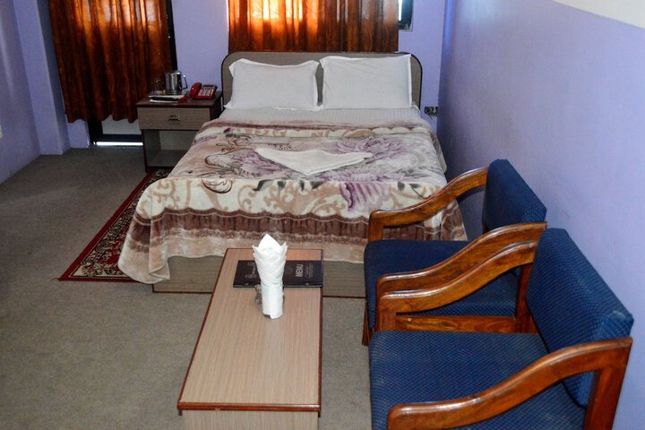 Room 5 of 26