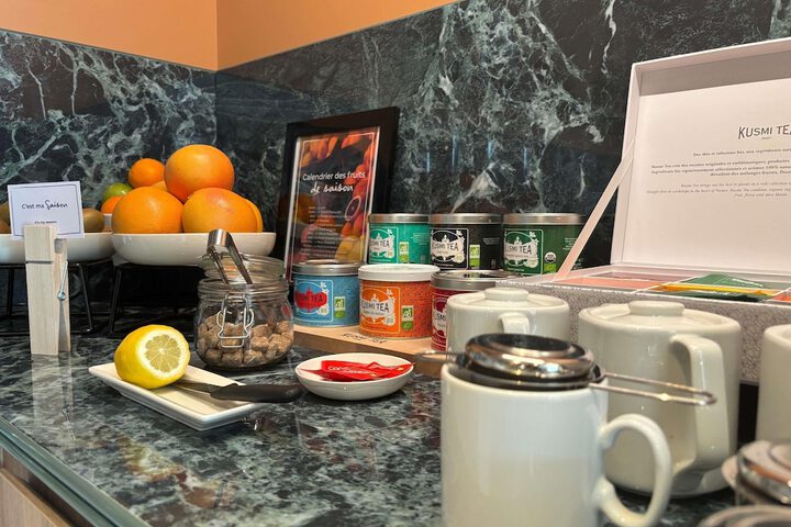 Breakfast/Coffee Service 73 of 111