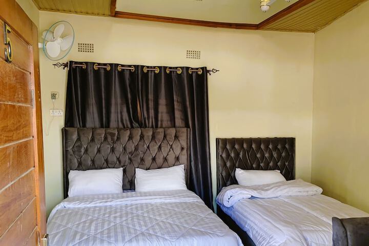 Room 6 of 22