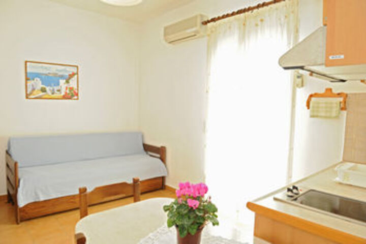 Room 53 of 62