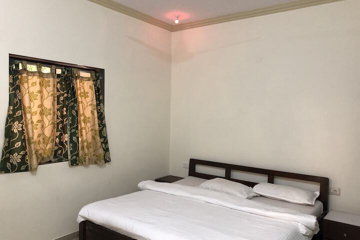 Room 7 of 50