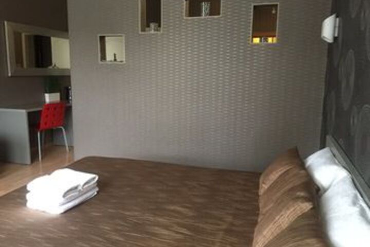 Room 31 of 103