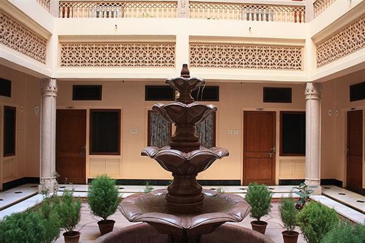 Hotel Exterior 166 of 183