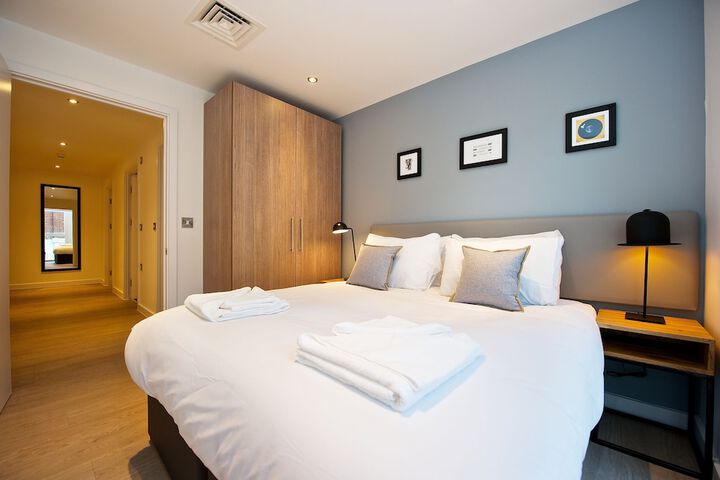 Room 10 of 39