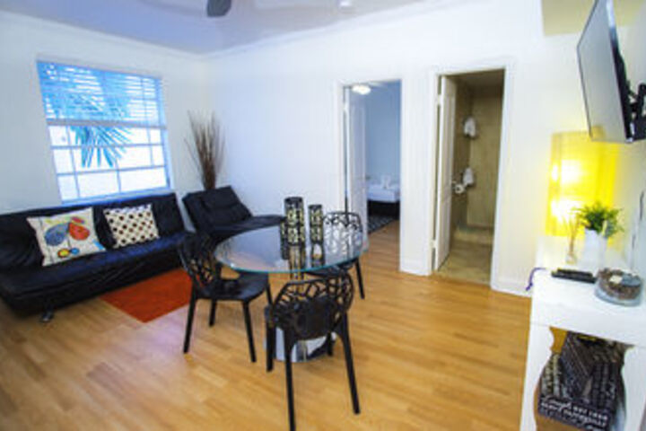 Room 18 of 23