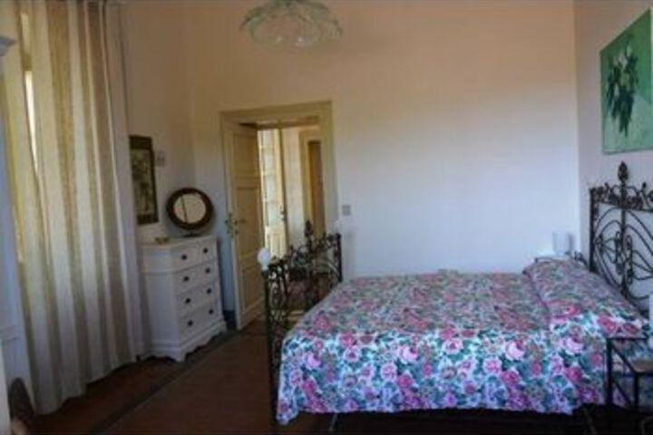 Room 7 of 41