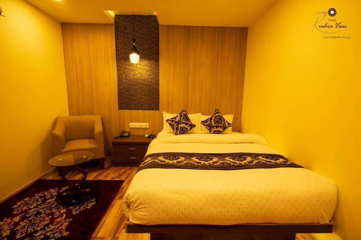 Room 8 of 23