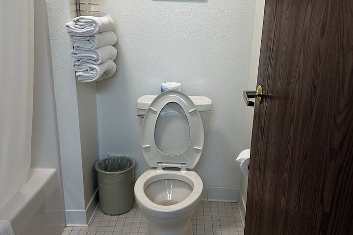 Room 18 of 59