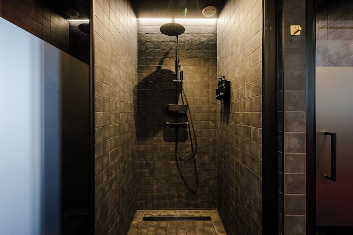 Room 40 of 46