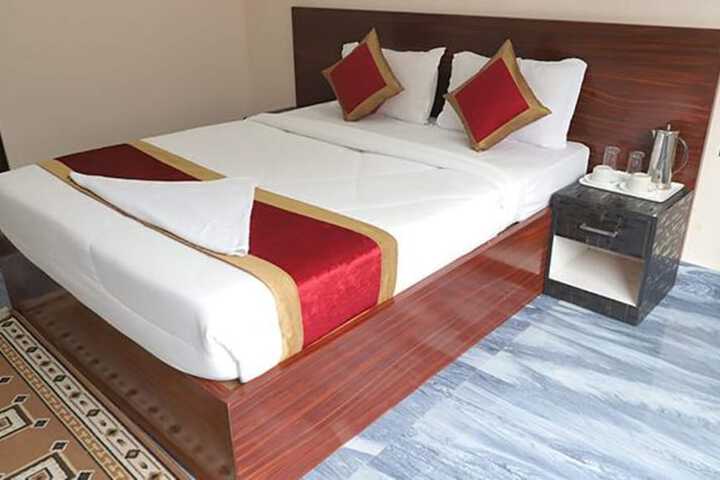 Room 8 of 21