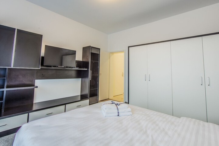 Room 22 of 45