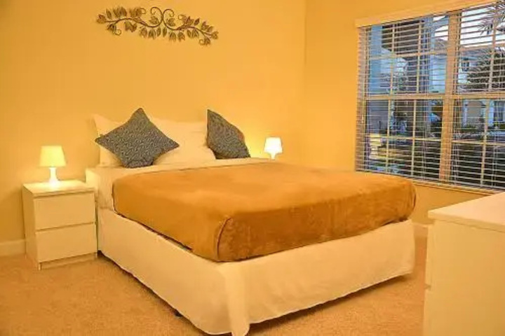 Room 2 of 21