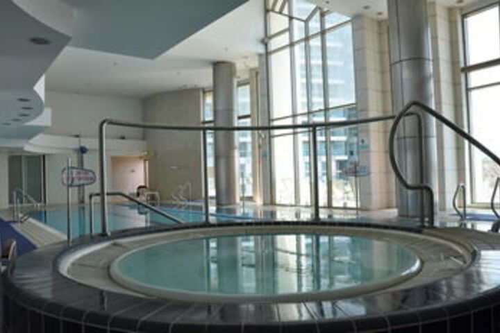 Pool 19 of 40