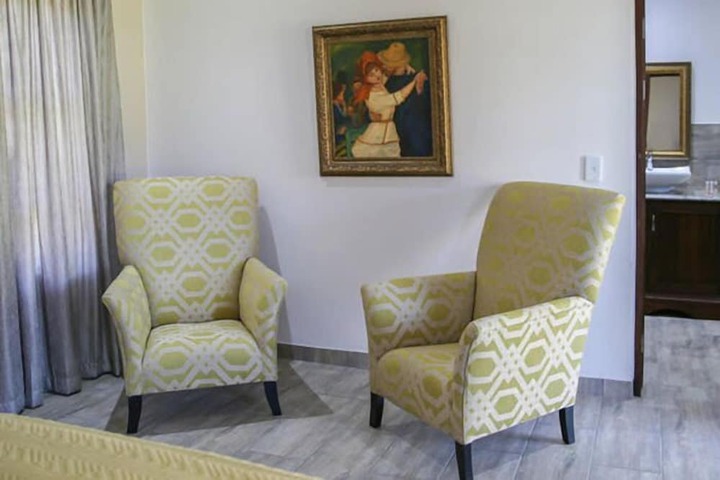 Room 8 of 85