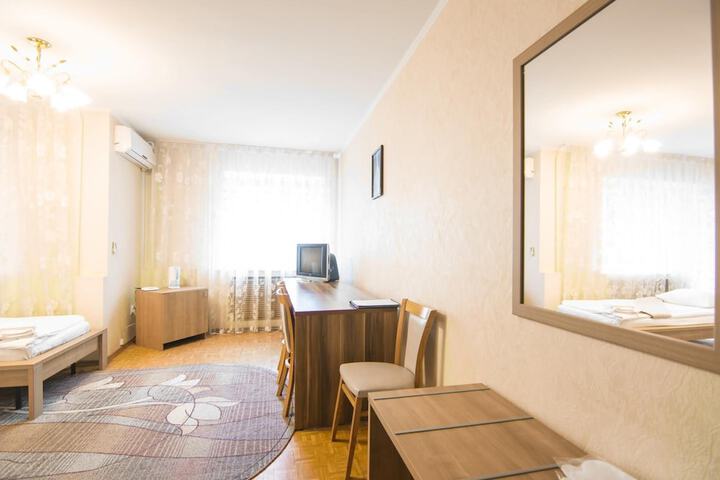 Room 34 of 66