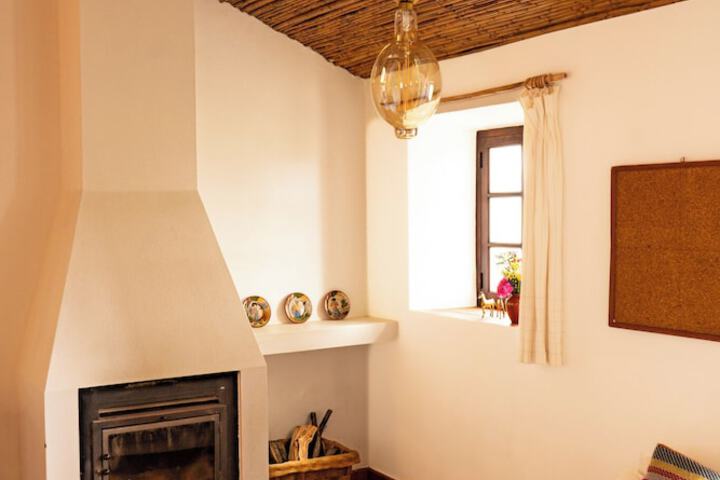 Room 7 of 18