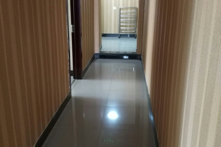 Hotel Interior 11 of 25