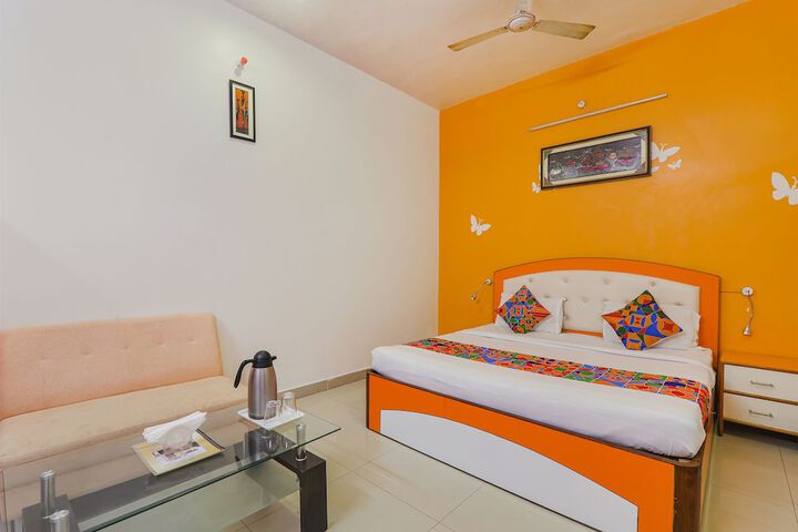 Room 20 of 27