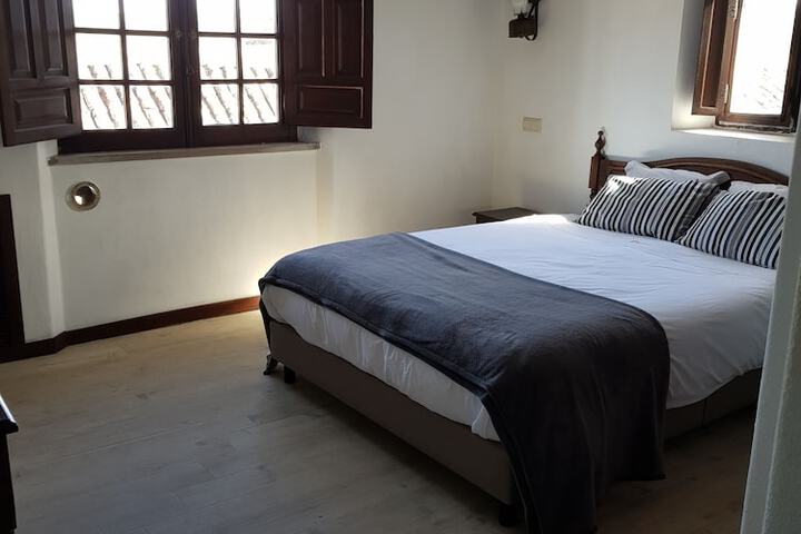 Room 19 of 49