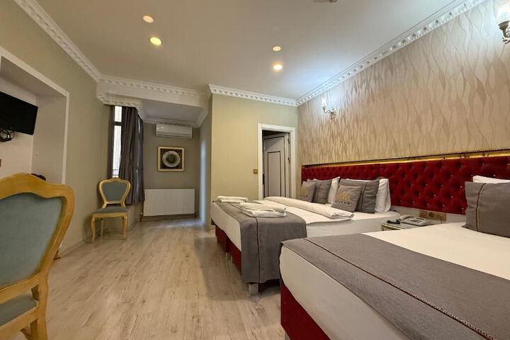 Room 21 of 110