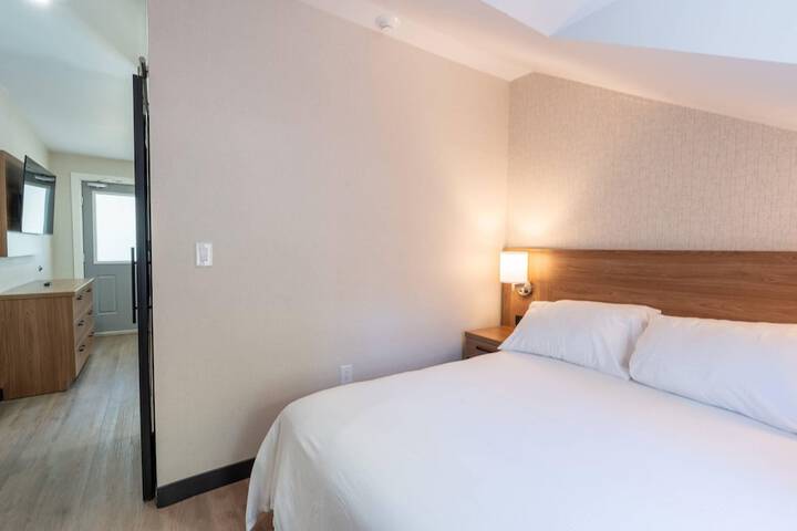 Room 45 of 93