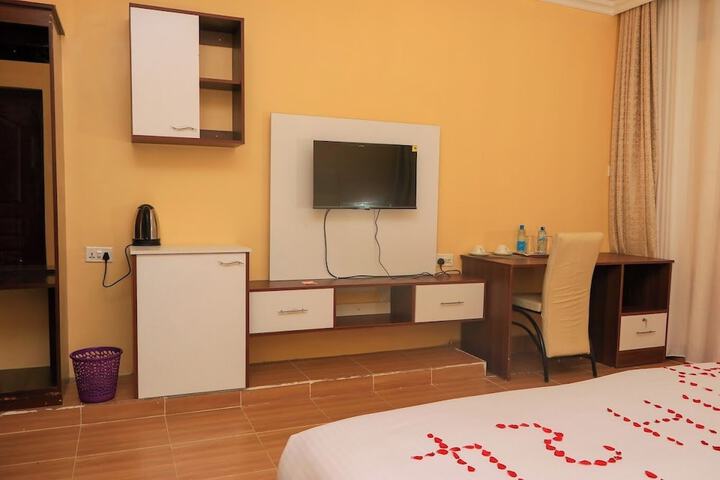 Room 4 of 45