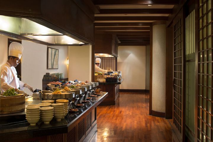 Dining Photos