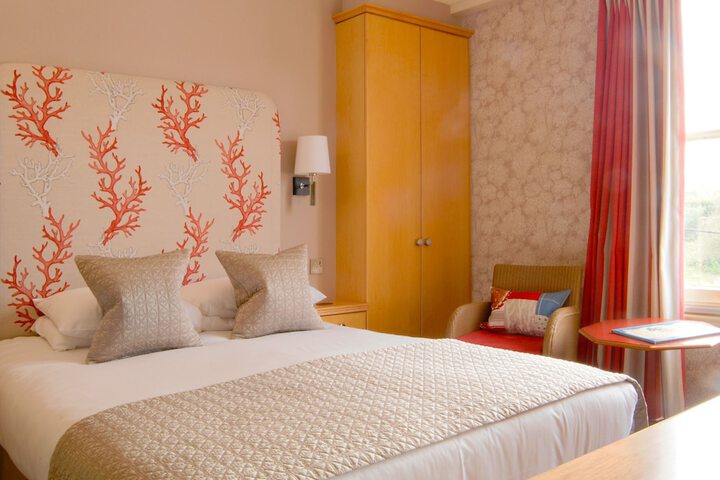 Room 12 of 35
